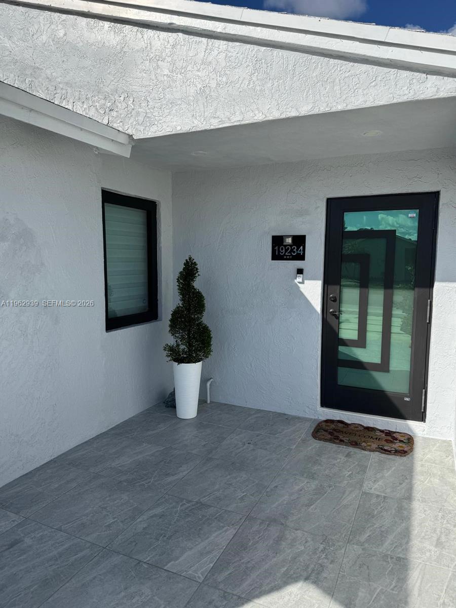 19234 SW 121st Ct Miami, FL 33177