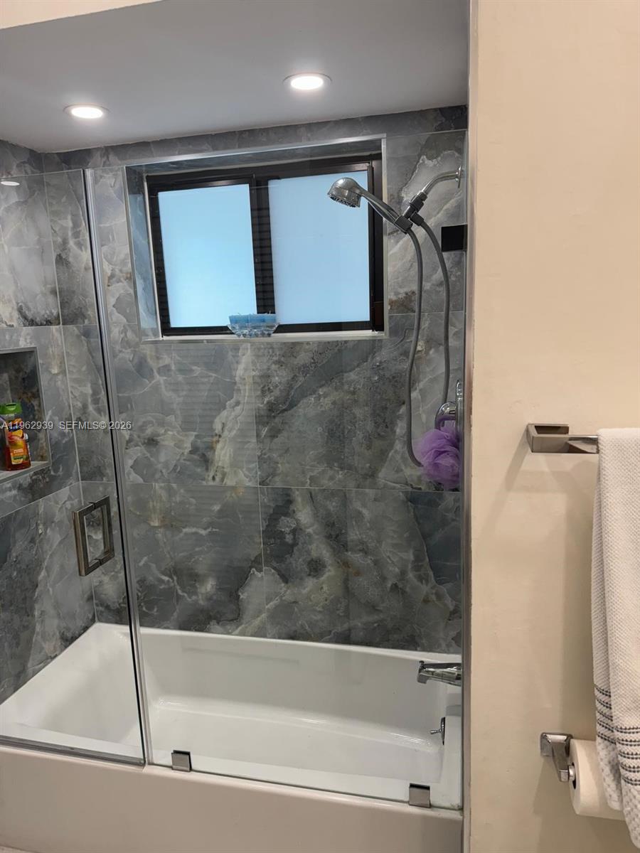 19234 SW 121st Ct Miami, FL 33177