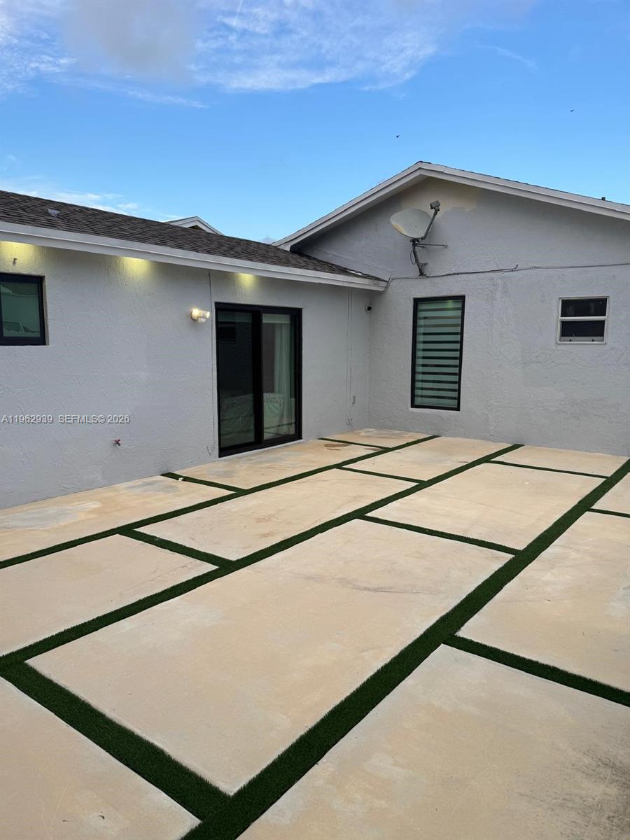 19234 SW 121st Ct Miami, FL 33177