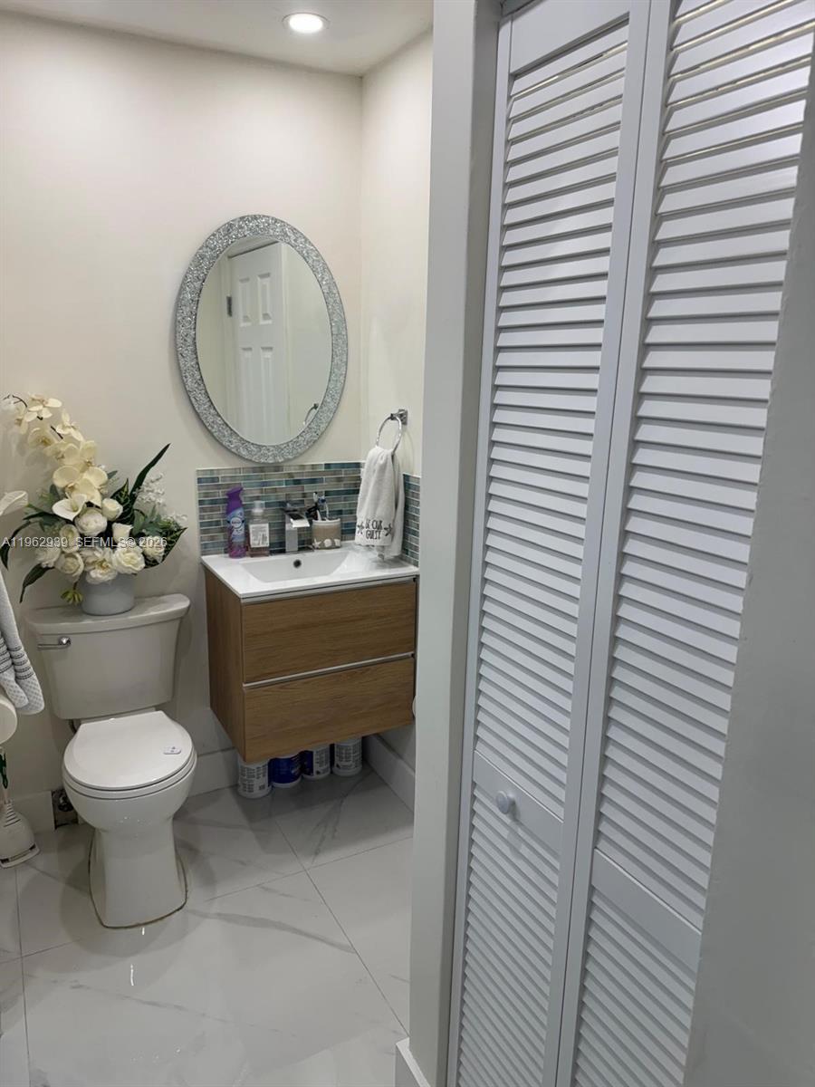 19234 SW 121st Ct Miami, FL 33177