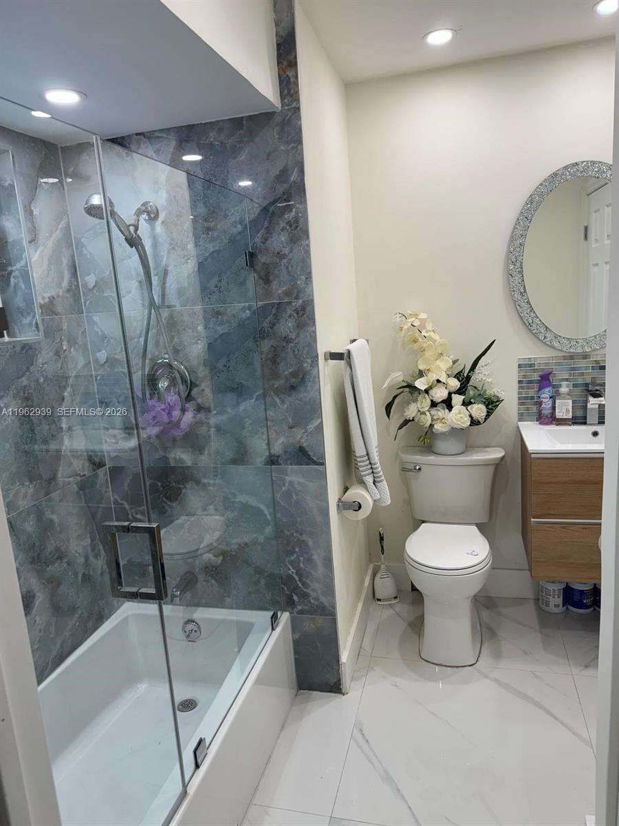 19234 SW 121st Ct Miami, FL 33177