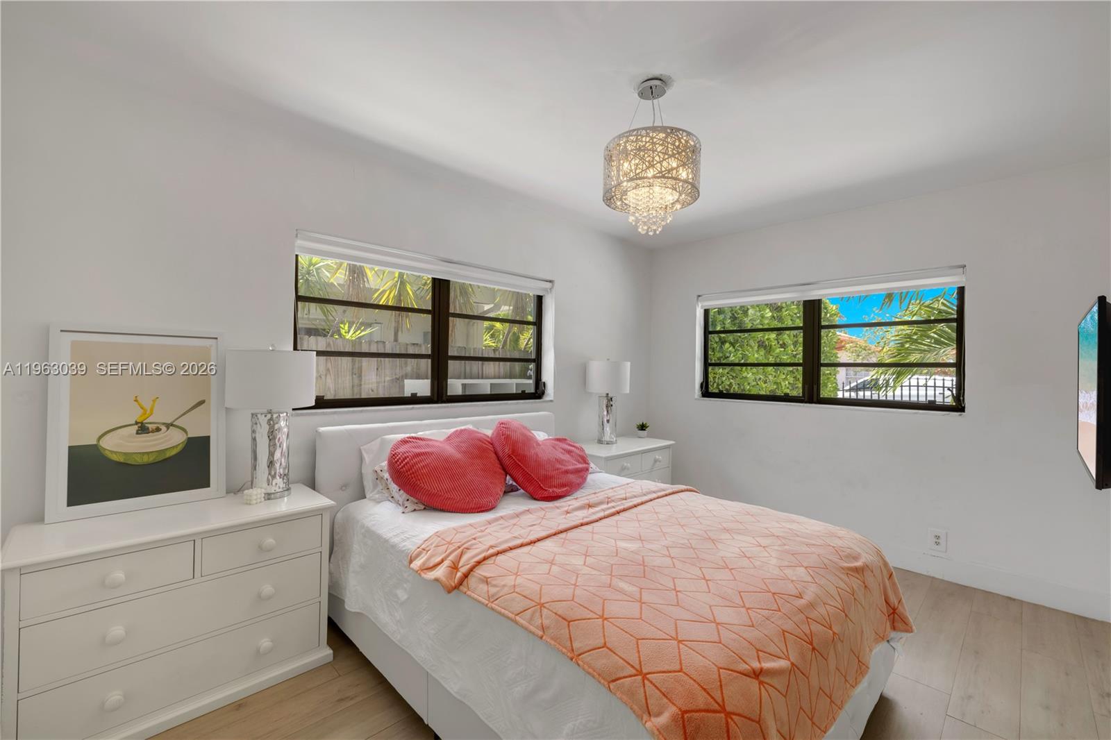 1405 Stillwater Dr Miami Beach, FL 33141