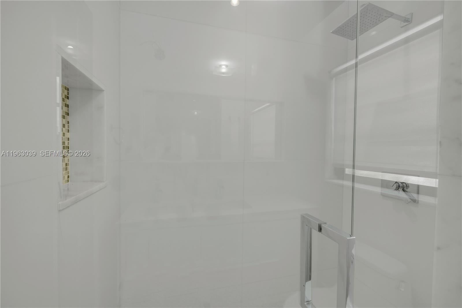 1405 Stillwater Dr Miami Beach, FL 33141