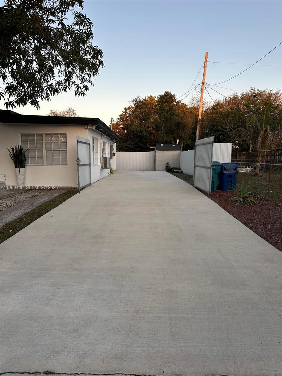 17351 NW 29th Ave Miami Gardens, FL 33056