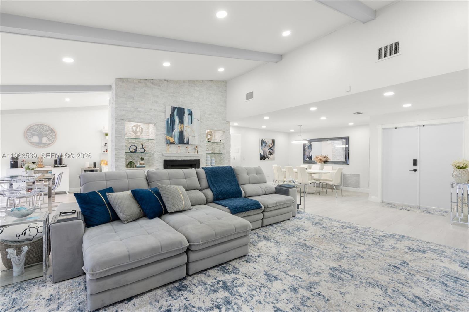 501 NW 78th Way Plantation, FL 33324