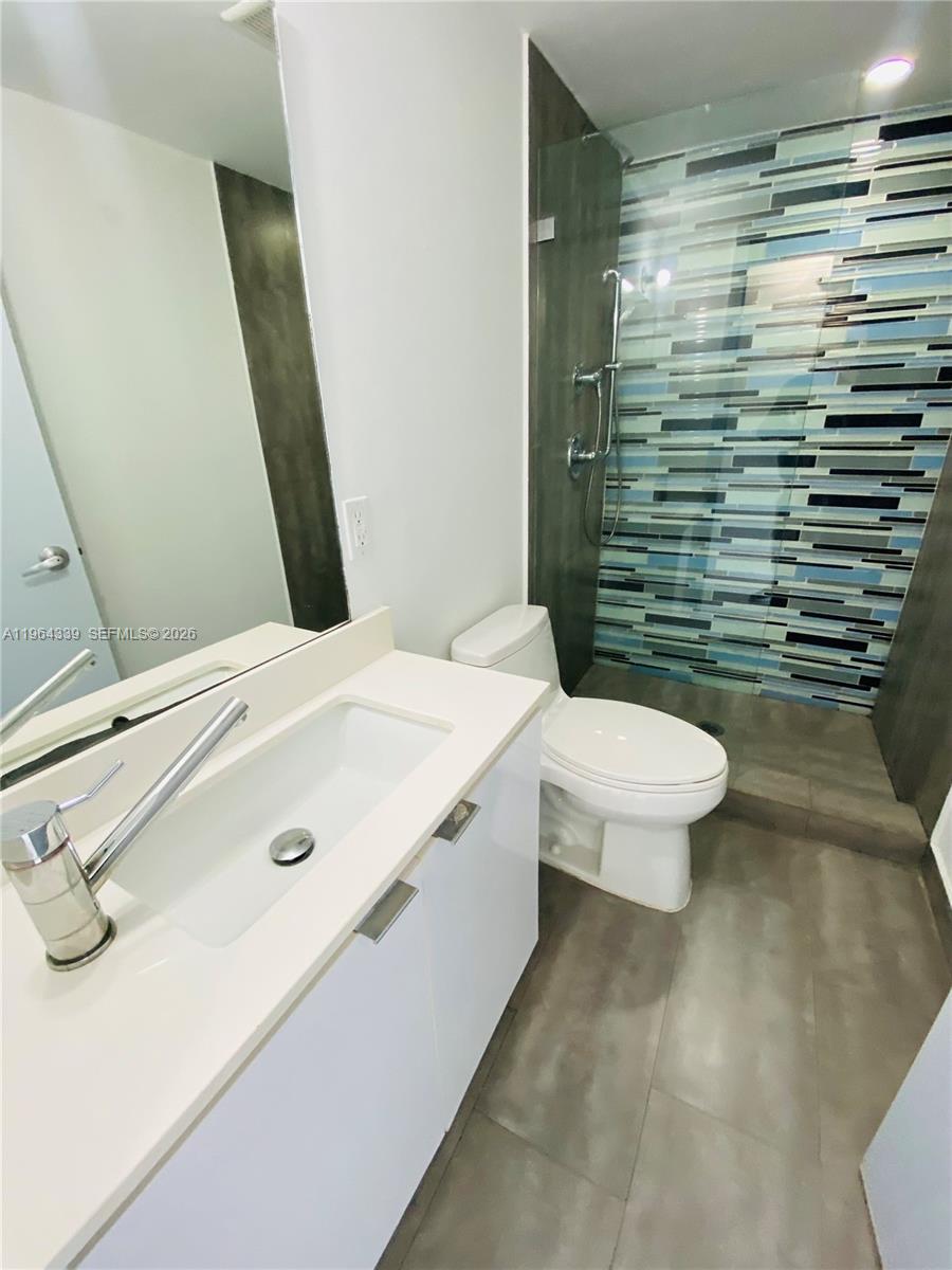 801 15th St #102 Miami Beach, FL 33139