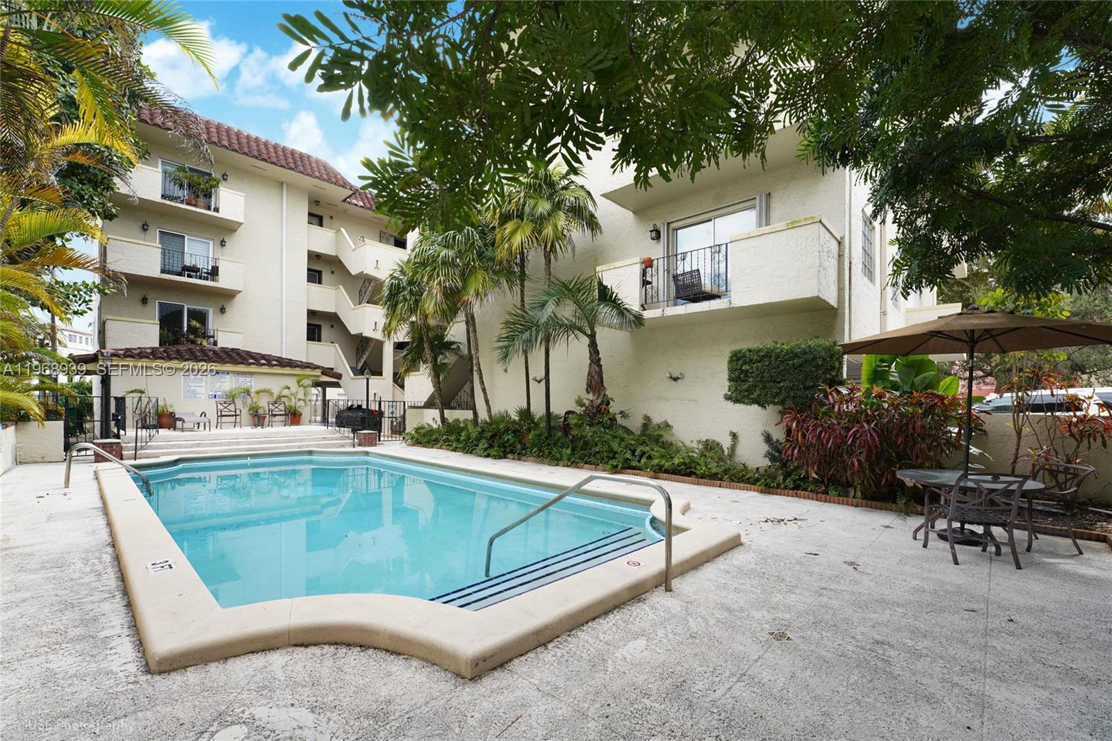 411 Anastasia Ave #303 Coral Gables, FL 33134
