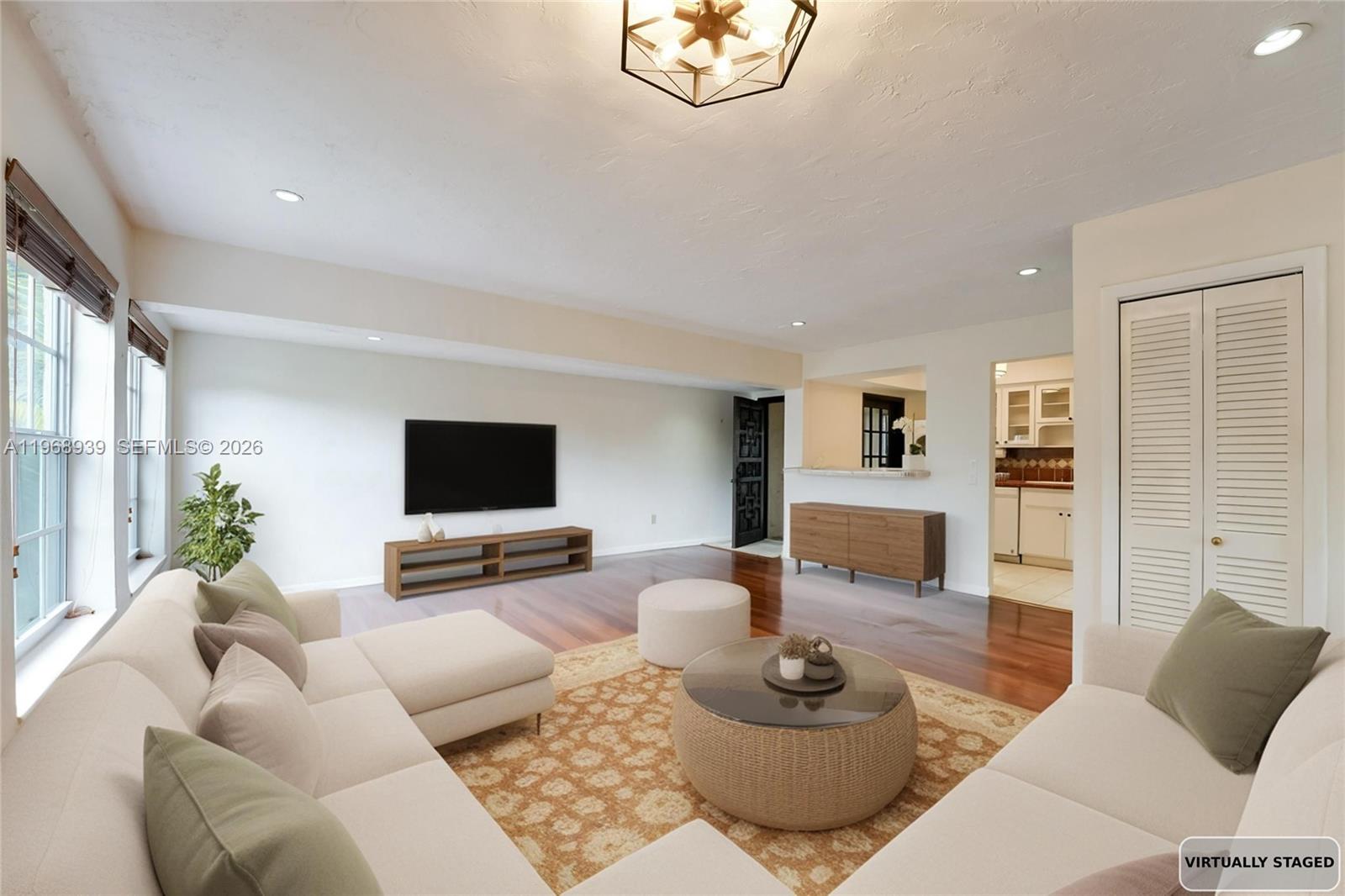 411 Anastasia Ave #303 Coral Gables, FL 33134