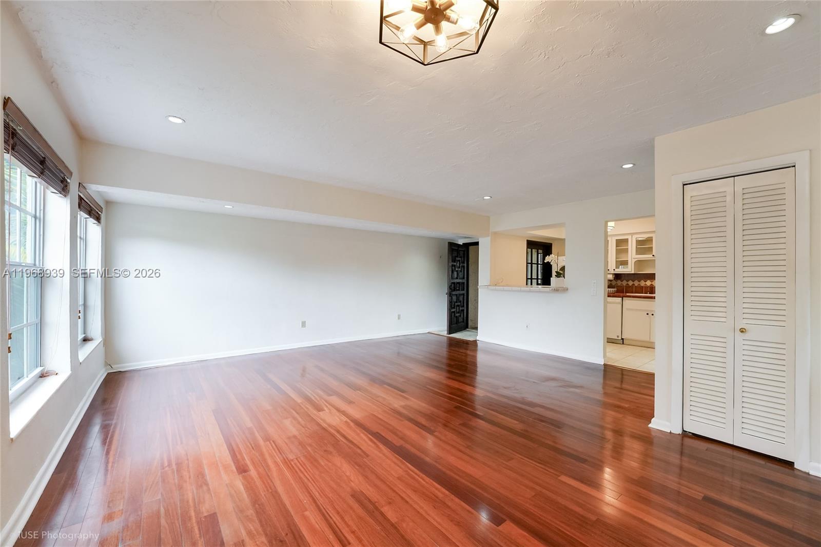 411 Anastasia Ave #303 Coral Gables, FL 33134