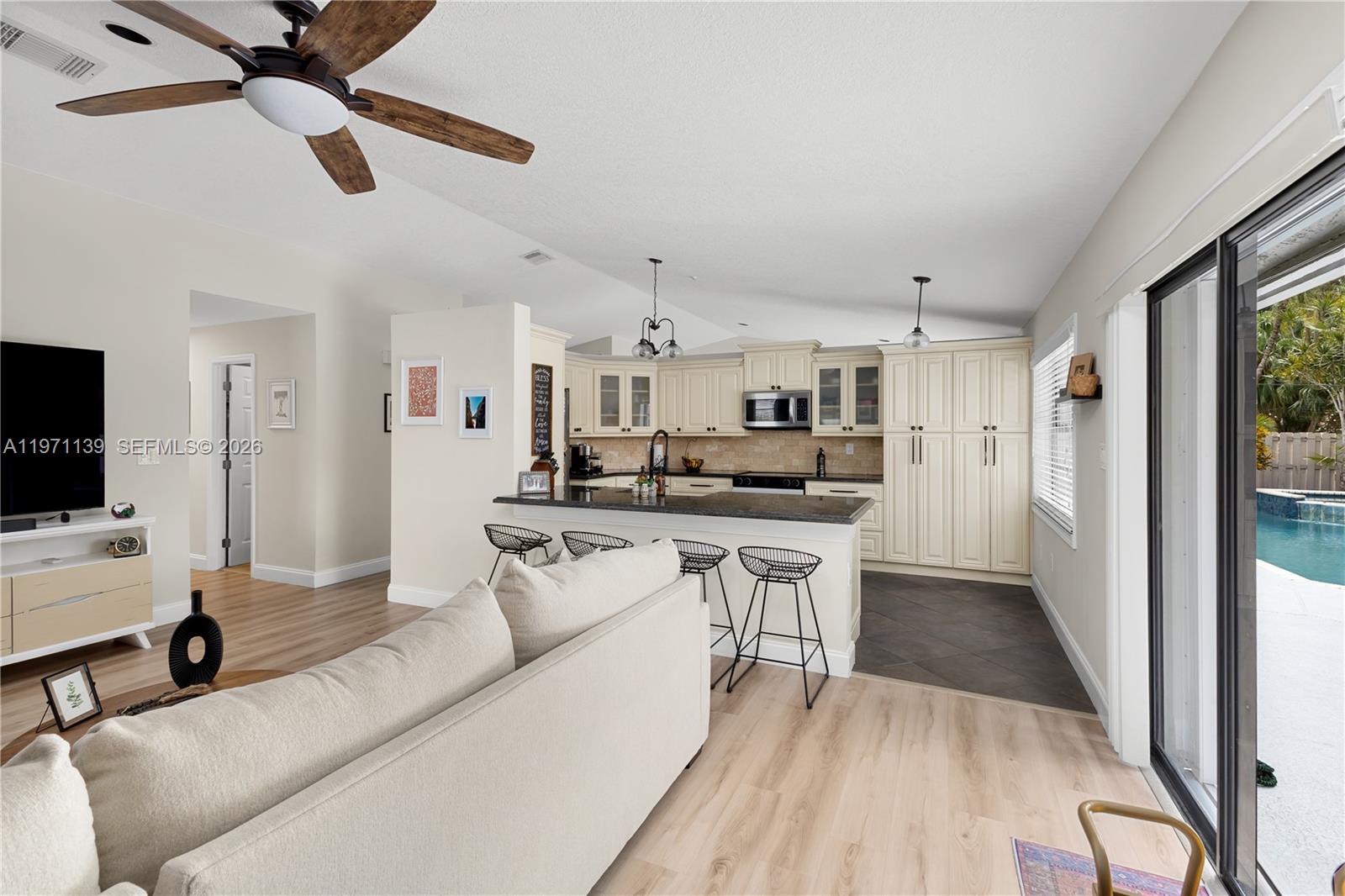 13810 Roanoke St Davie, FL 33325