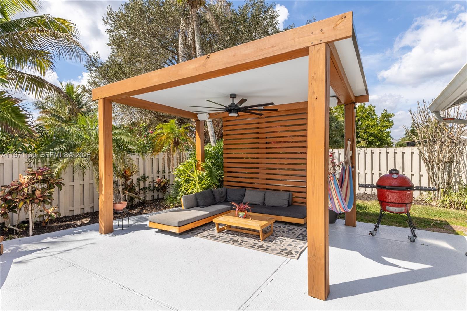 13810 Roanoke St Davie, FL 33325