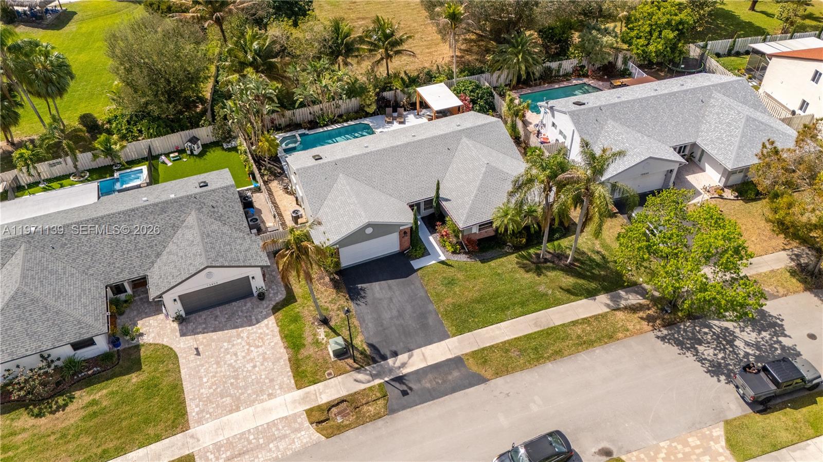 13810 Roanoke St Davie, FL 33325