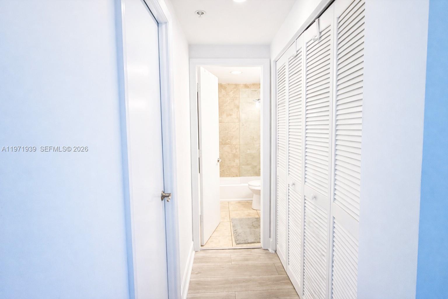 7501 E Treasure Dr #7L North Bay Village, FL 33141