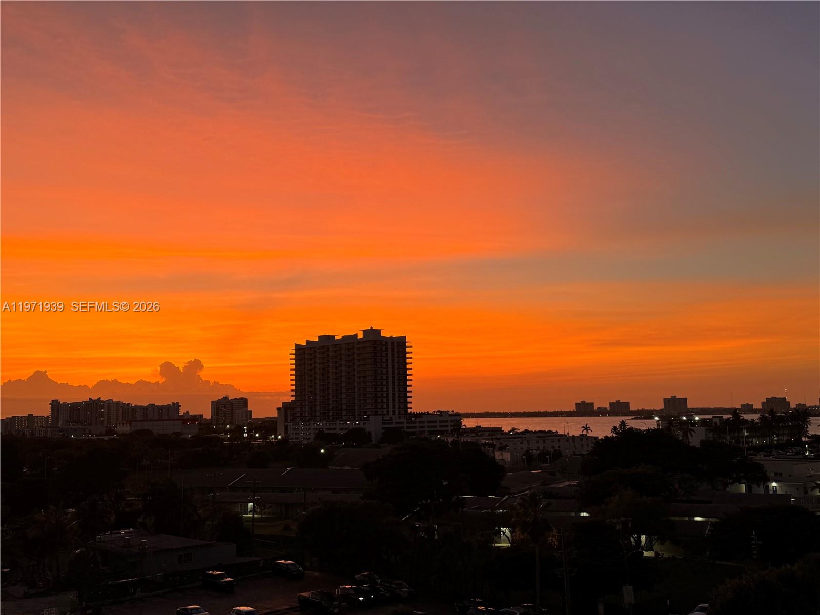 7501 E Treasure Dr #7L North Bay Village, FL 33141