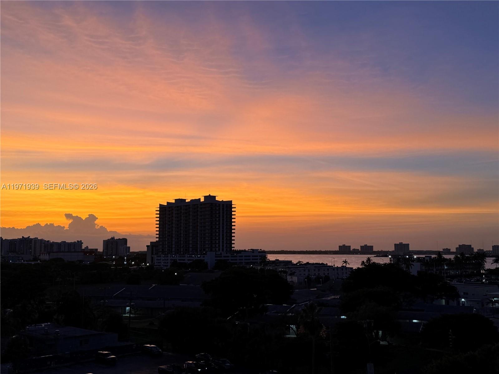 7501 E Treasure Dr #7L North Bay Village, FL 33141