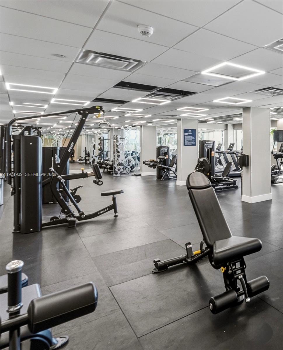 7501 E Treasure Dr #7L North Bay Village, FL 33141