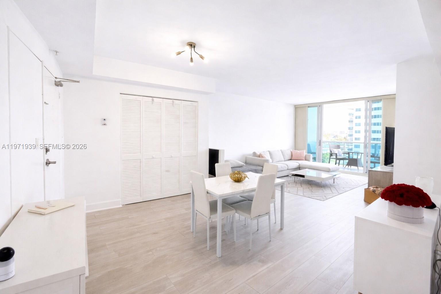 7501 E Treasure Dr #7L North Bay Village, FL 33141