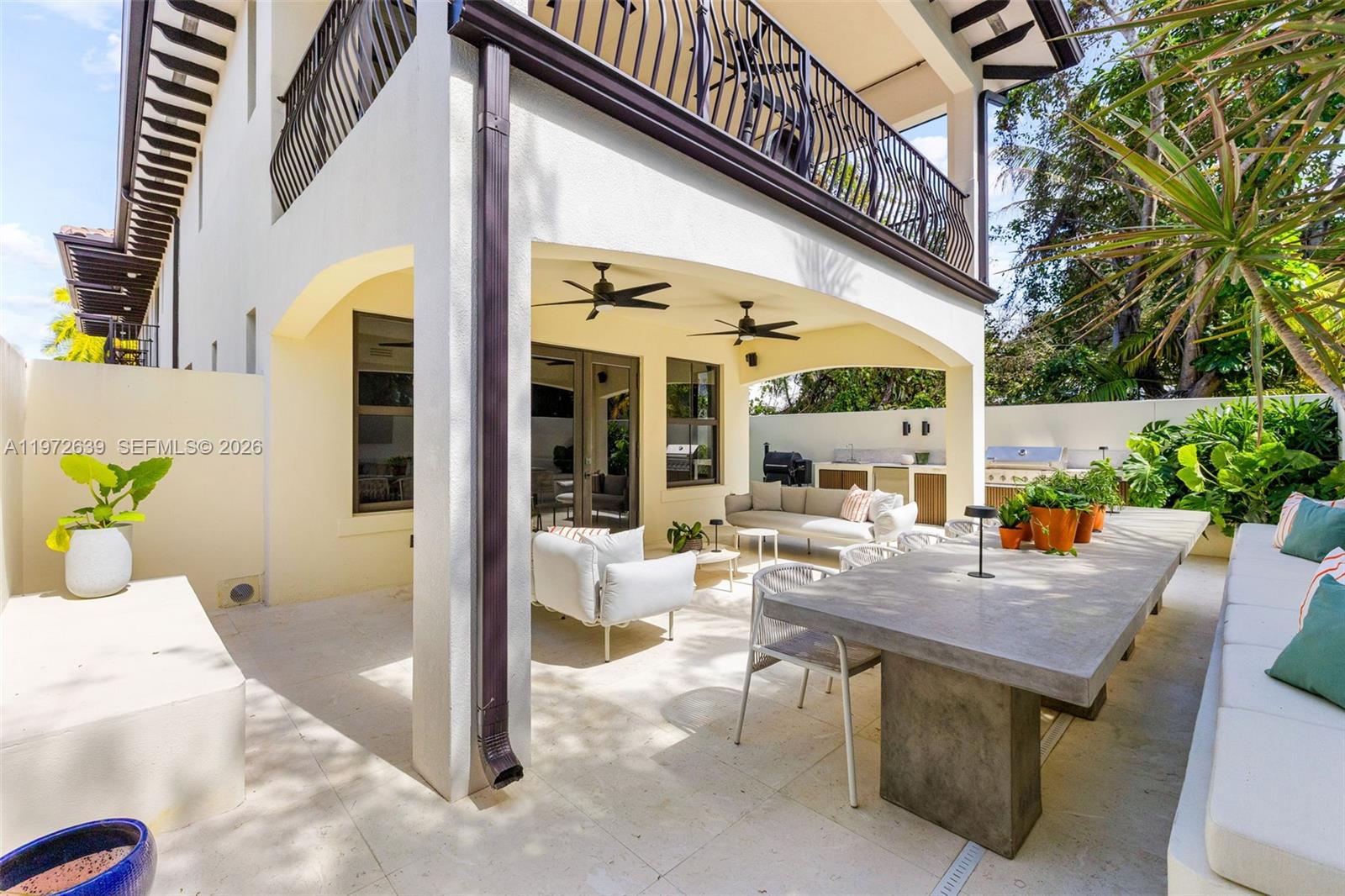 3020 Mcdonald St #22 Miami, FL 33133