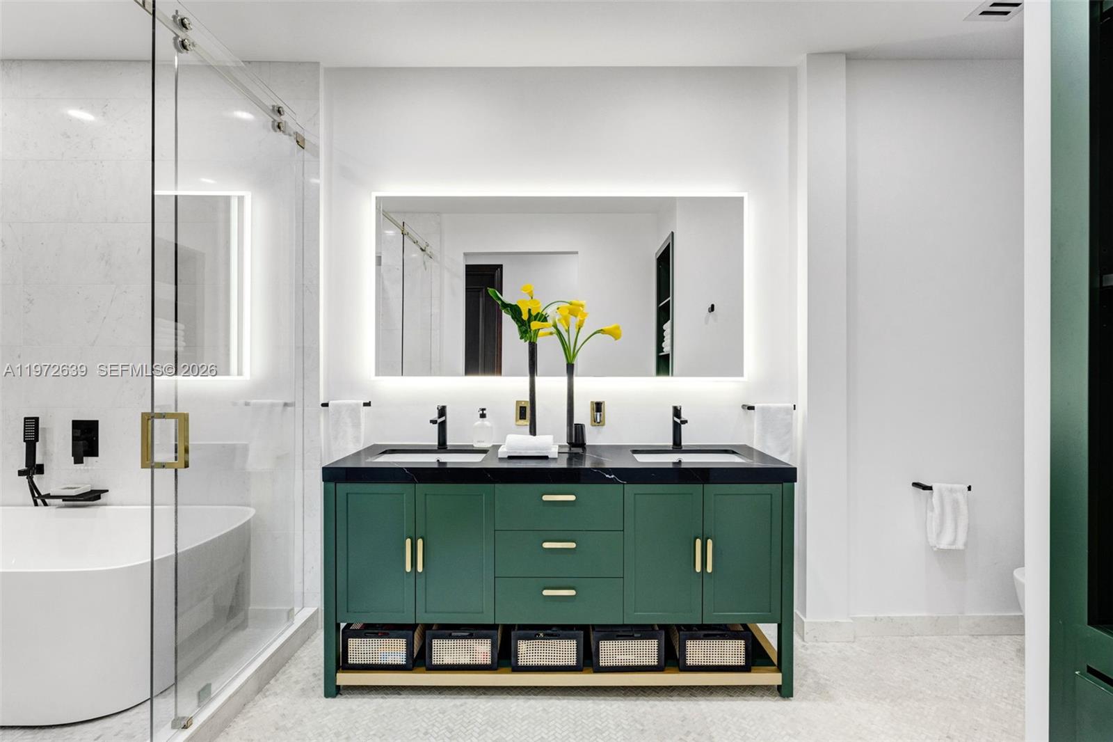 3020 Mcdonald St #22 Miami, FL 33133