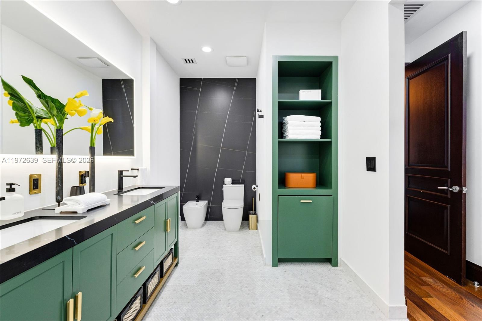 3020 Mcdonald St #22 Miami, FL 33133