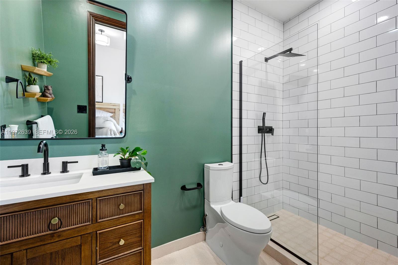 3020 Mcdonald St #22 Miami, FL 33133