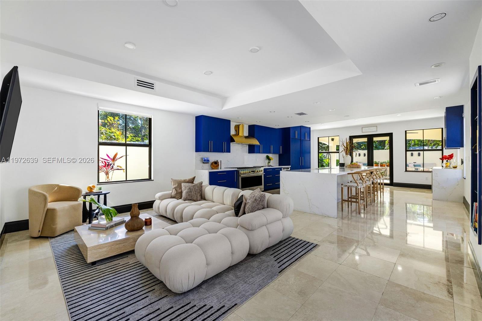 3020 Mcdonald St #22 Miami, FL 33133