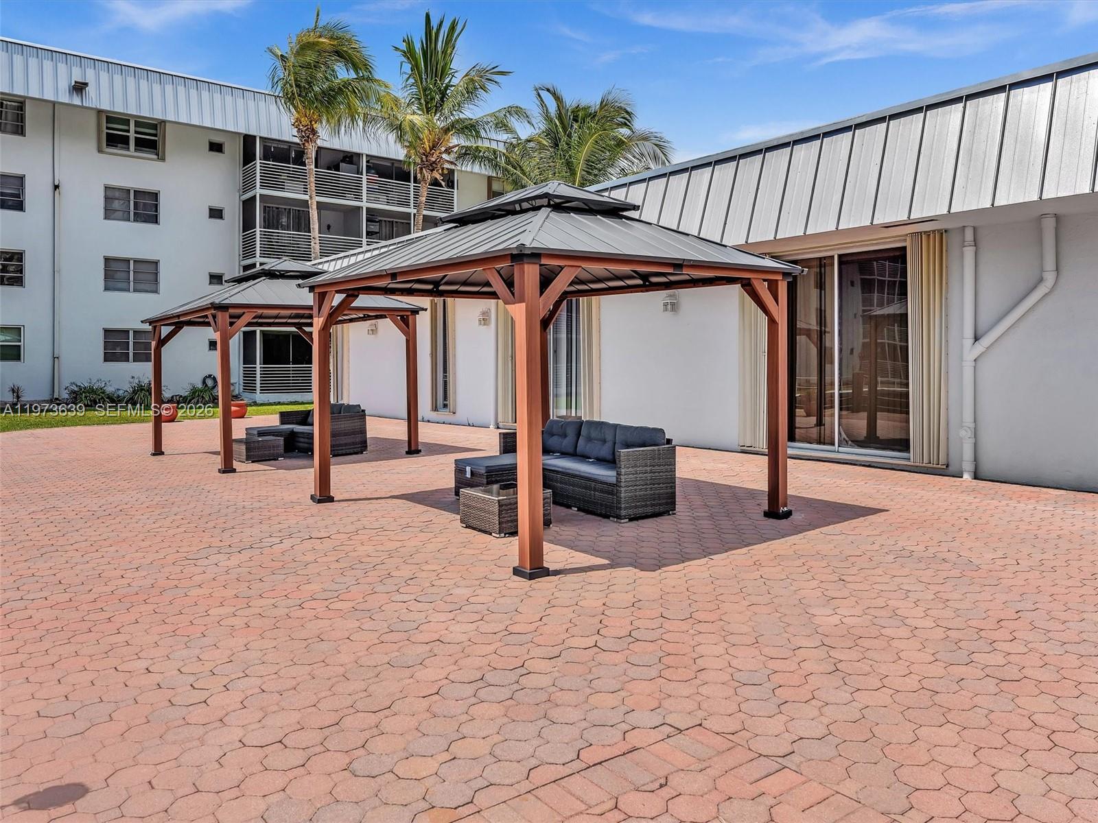 3600 NE 170th St #102 North Miami Beach, FL 33160