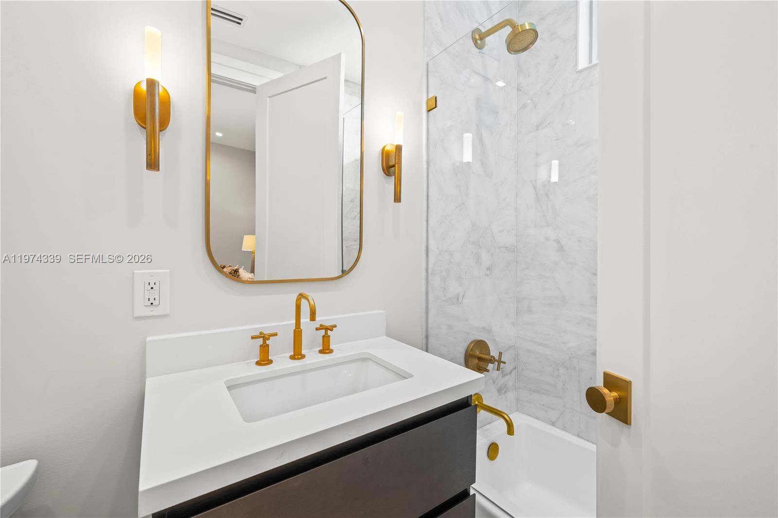 7934 West Dr #501 North Bay Village, FL 33141