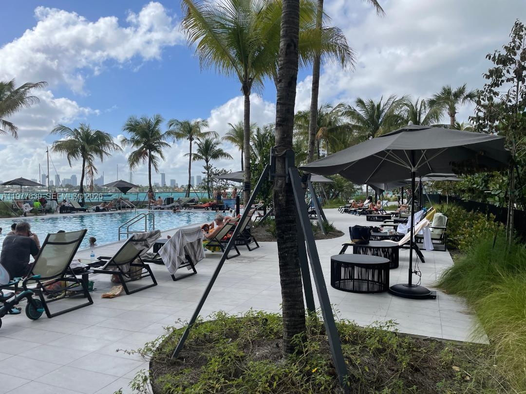 1500 Bay Rd #1566S Miami Beach, FL 33139