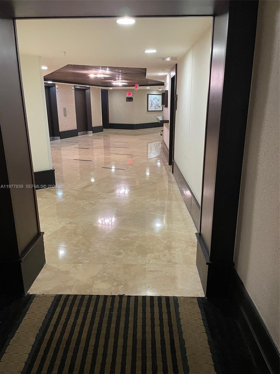 1500 Bay Rd #1566S Miami Beach, FL 33139