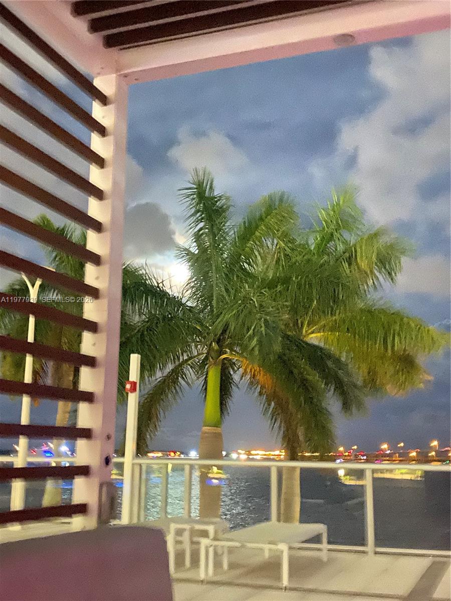 1541 Brickell Ave #B403 Miami, FL 33129