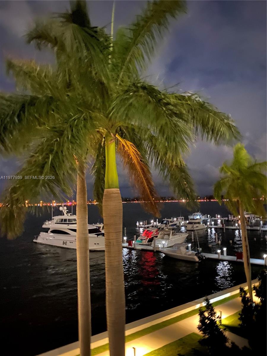 1541 Brickell Ave #B403 Miami, FL 33129