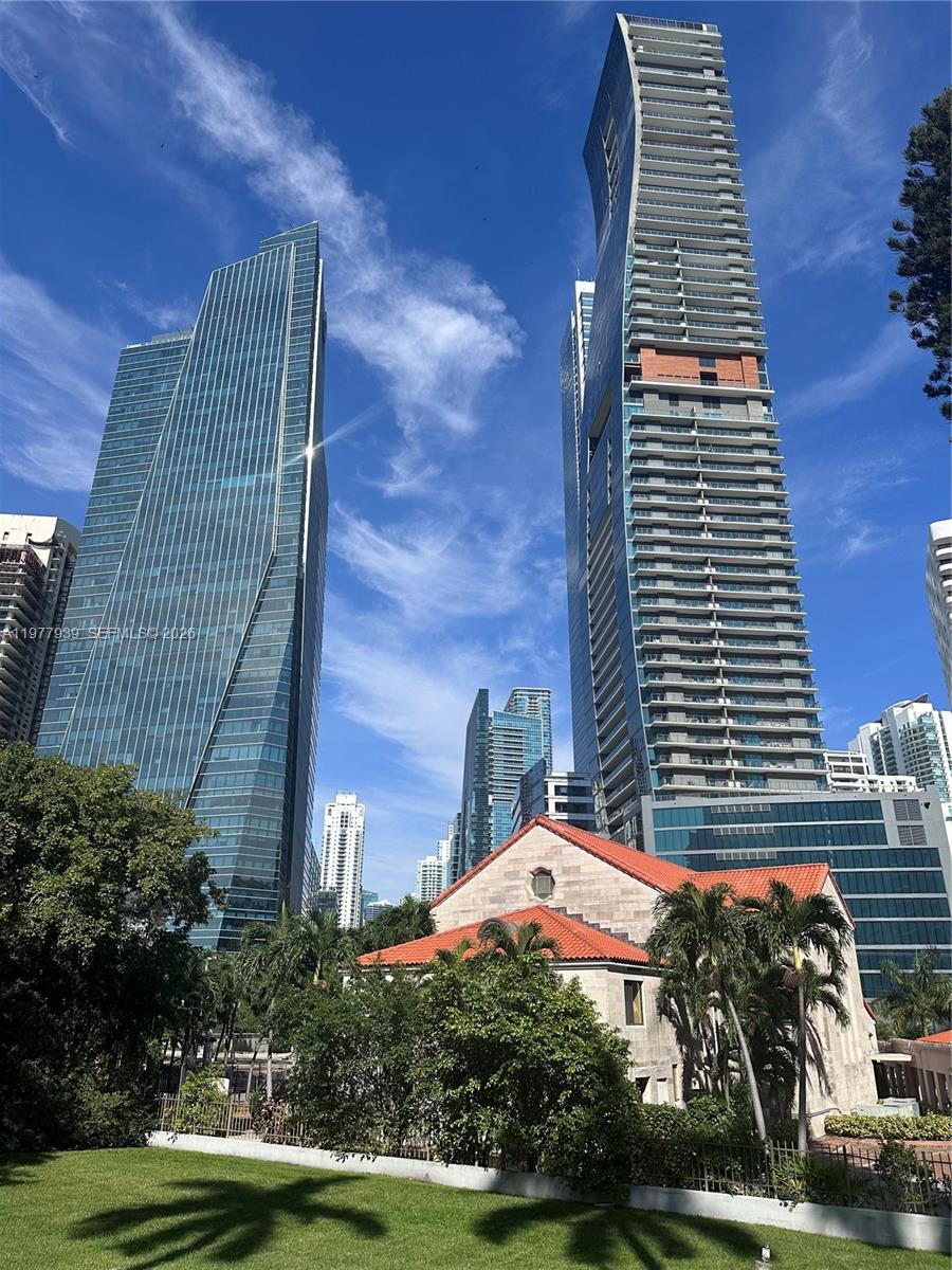 1541 Brickell Ave #B403 Miami, FL 33129