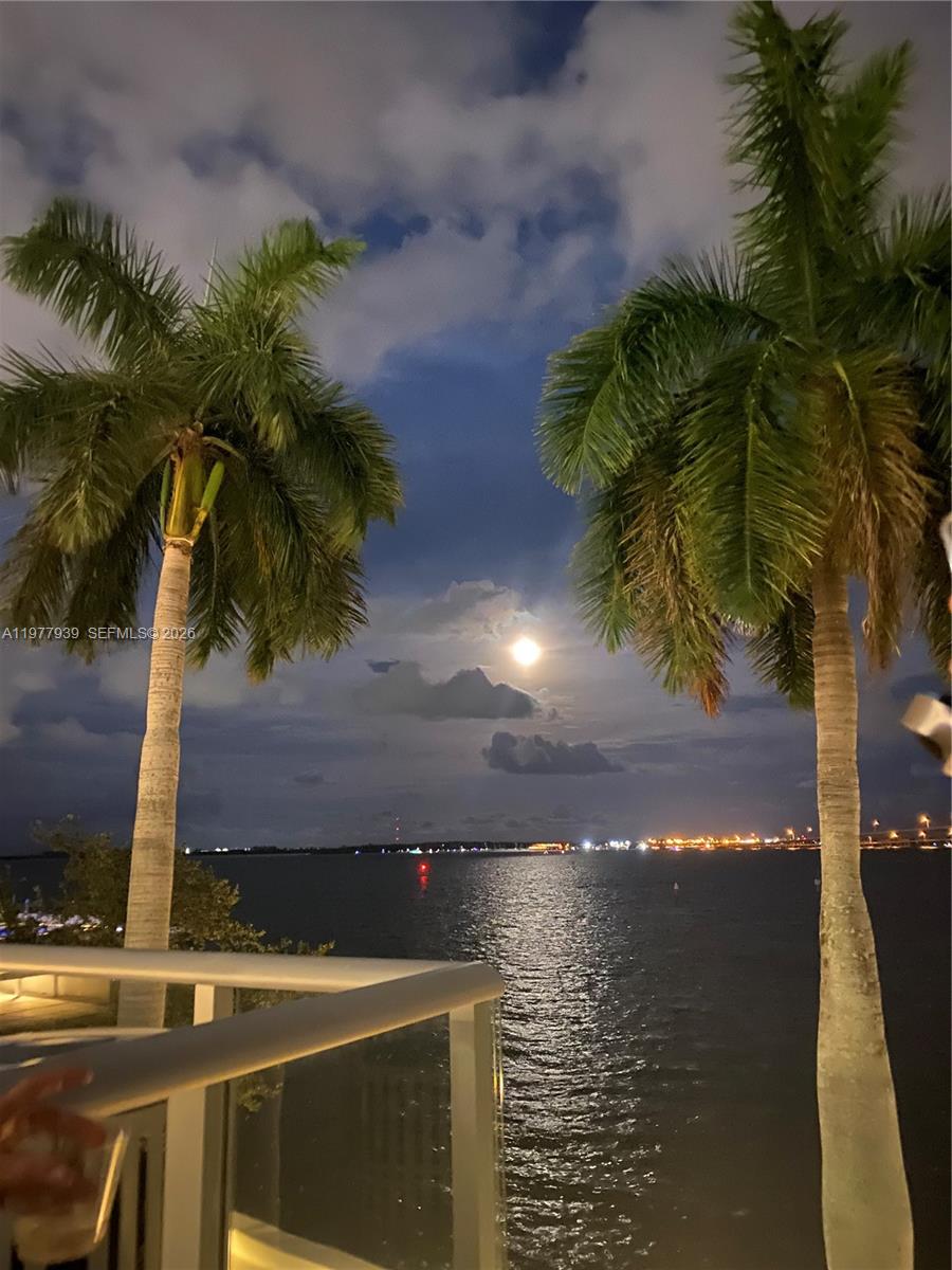 1541 Brickell Ave #B403 Miami, FL 33129