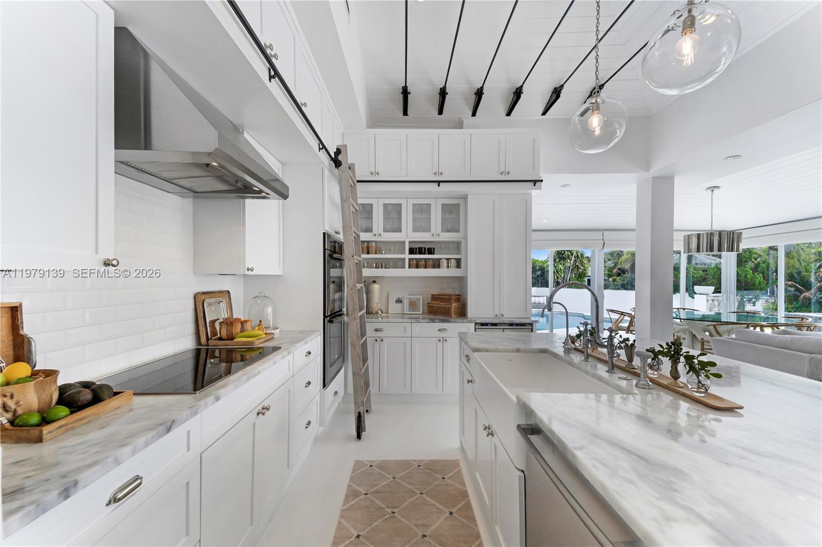 536 Jeronimo Dr Coral Gables, FL 33146