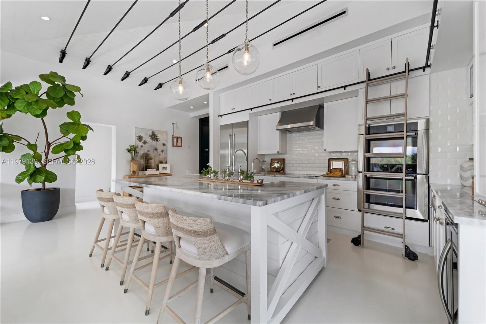 536 Jeronimo Dr Coral Gables, FL 33146