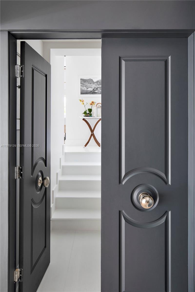 536 Jeronimo Dr Coral Gables, FL 33146