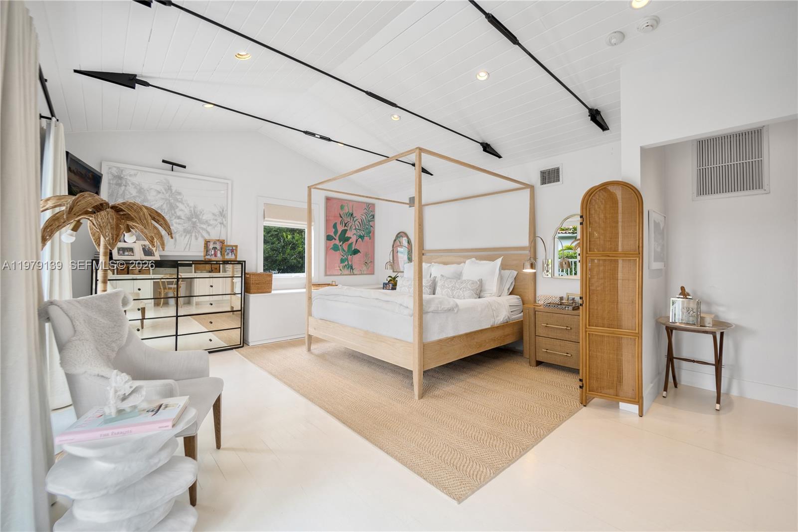 536 Jeronimo Dr Coral Gables, FL 33146