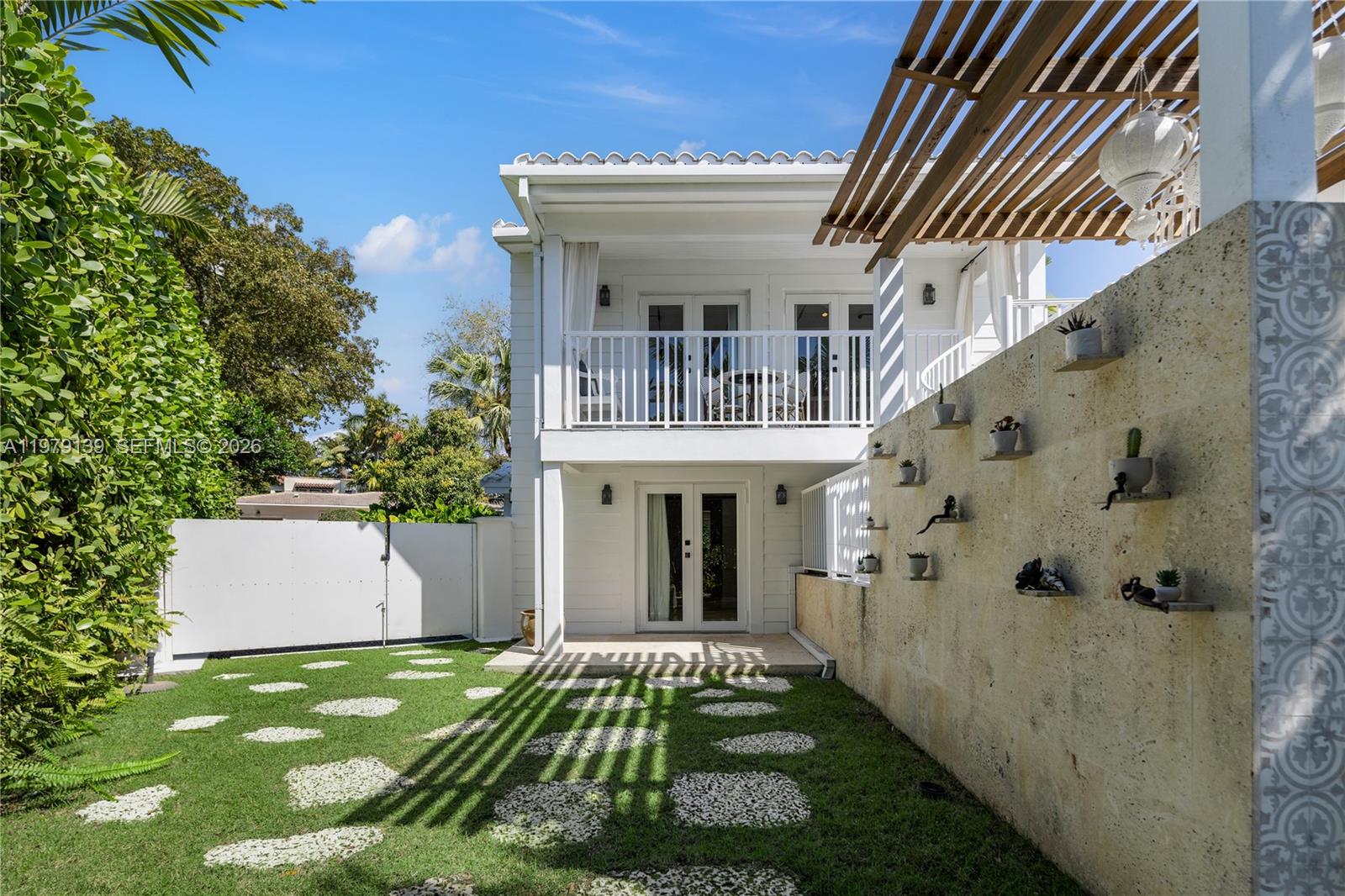 536 Jeronimo Dr Coral Gables, FL 33146