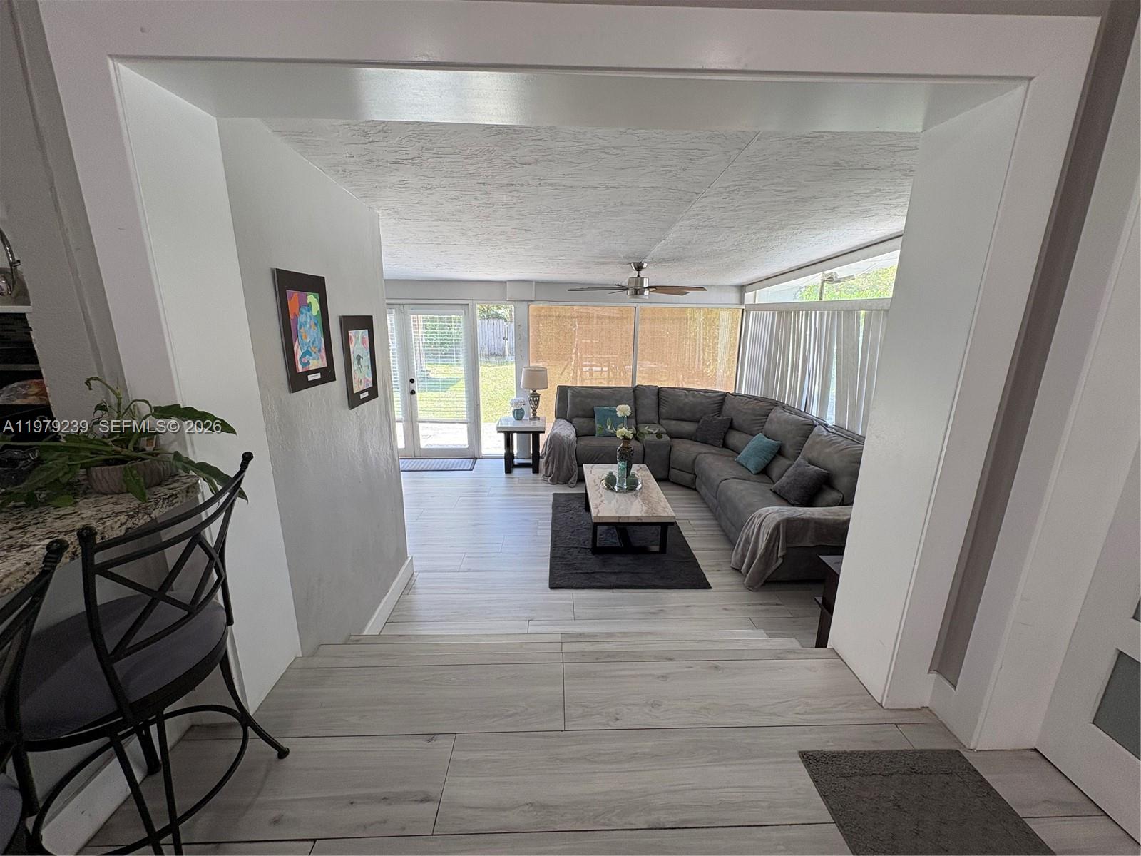 160 South Dr Miami Springs, FL 33166