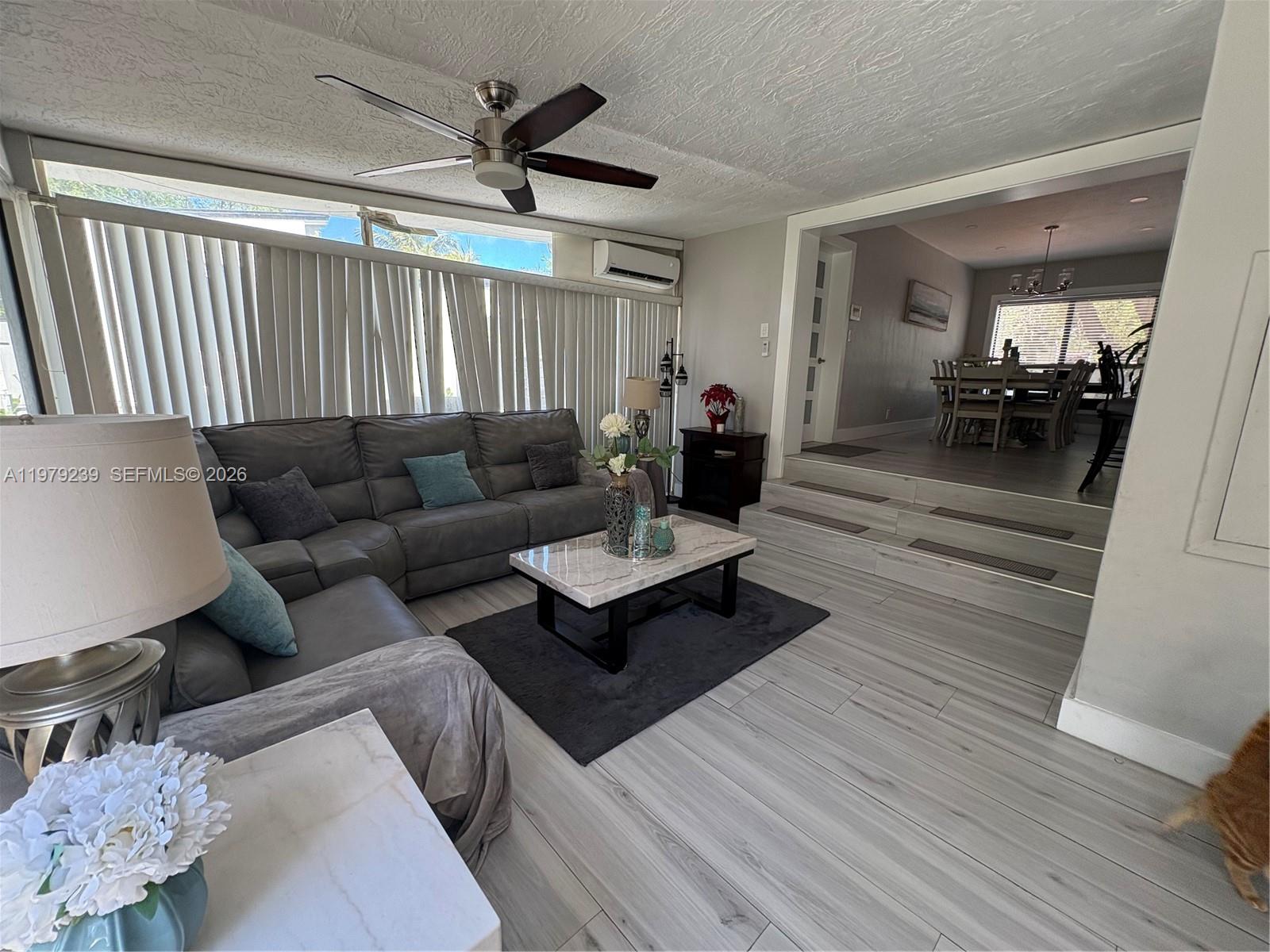 160 South Dr Miami Springs, FL 33166