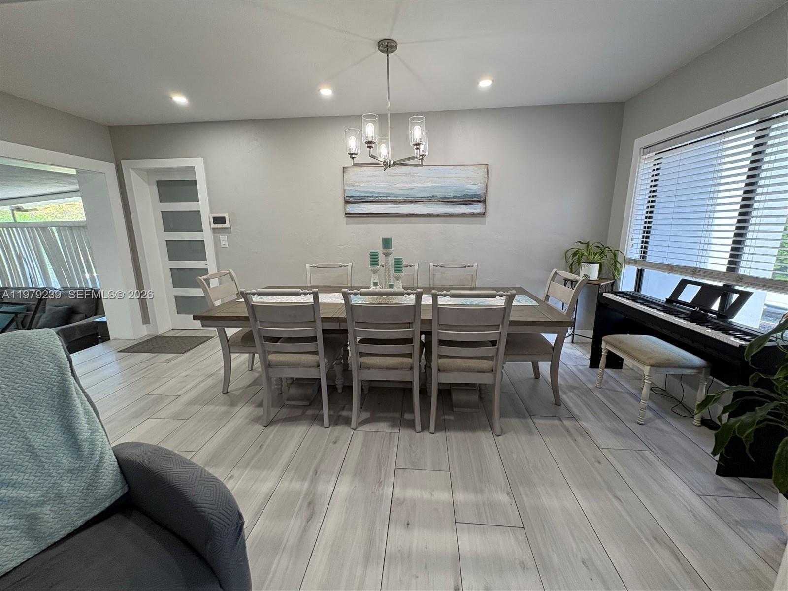 160 South Dr Miami Springs, FL 33166