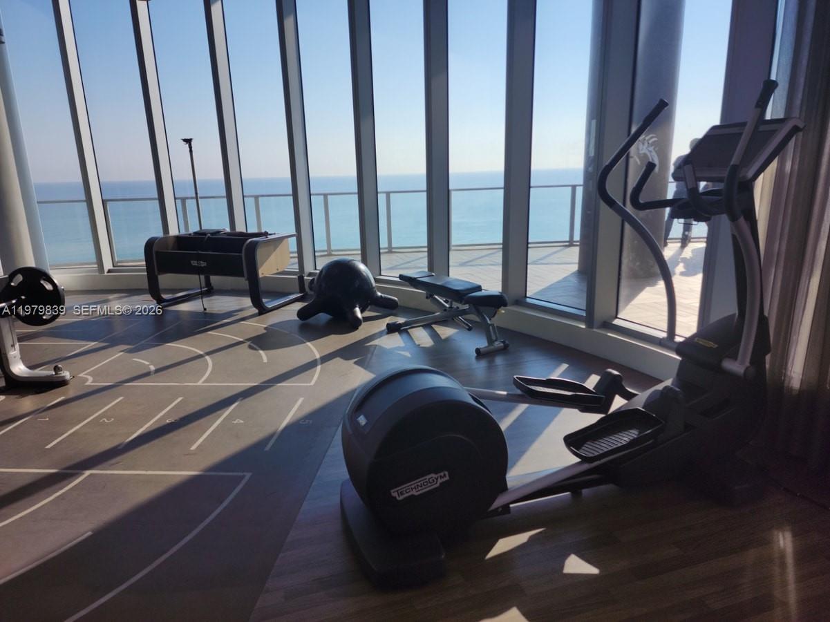 4111 S Ocean Dr #1206 Hollywood, FL 33019