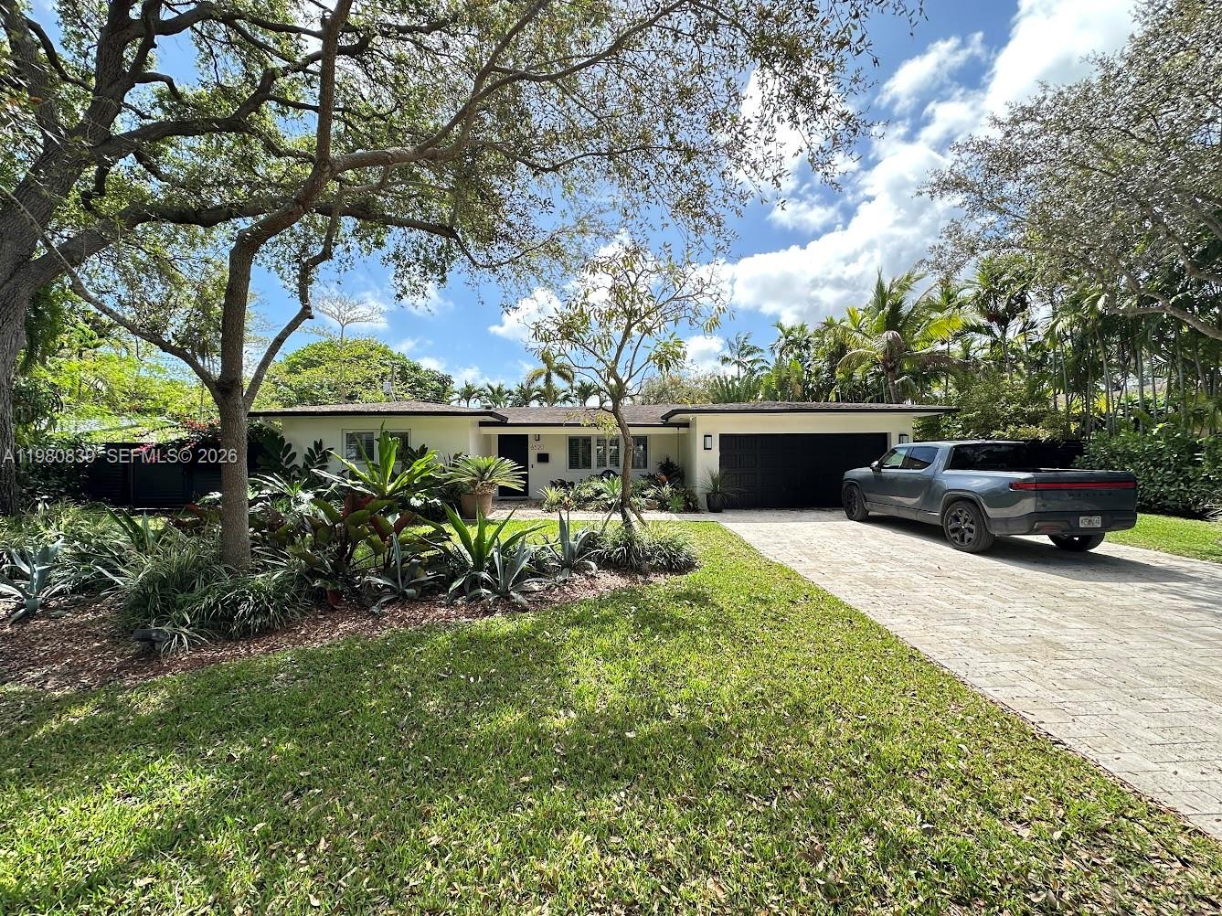 6520 SW 65th St South Miami, FL 33143