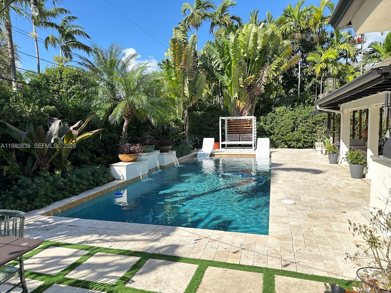 6520 SW 65th St South Miami, FL 33143