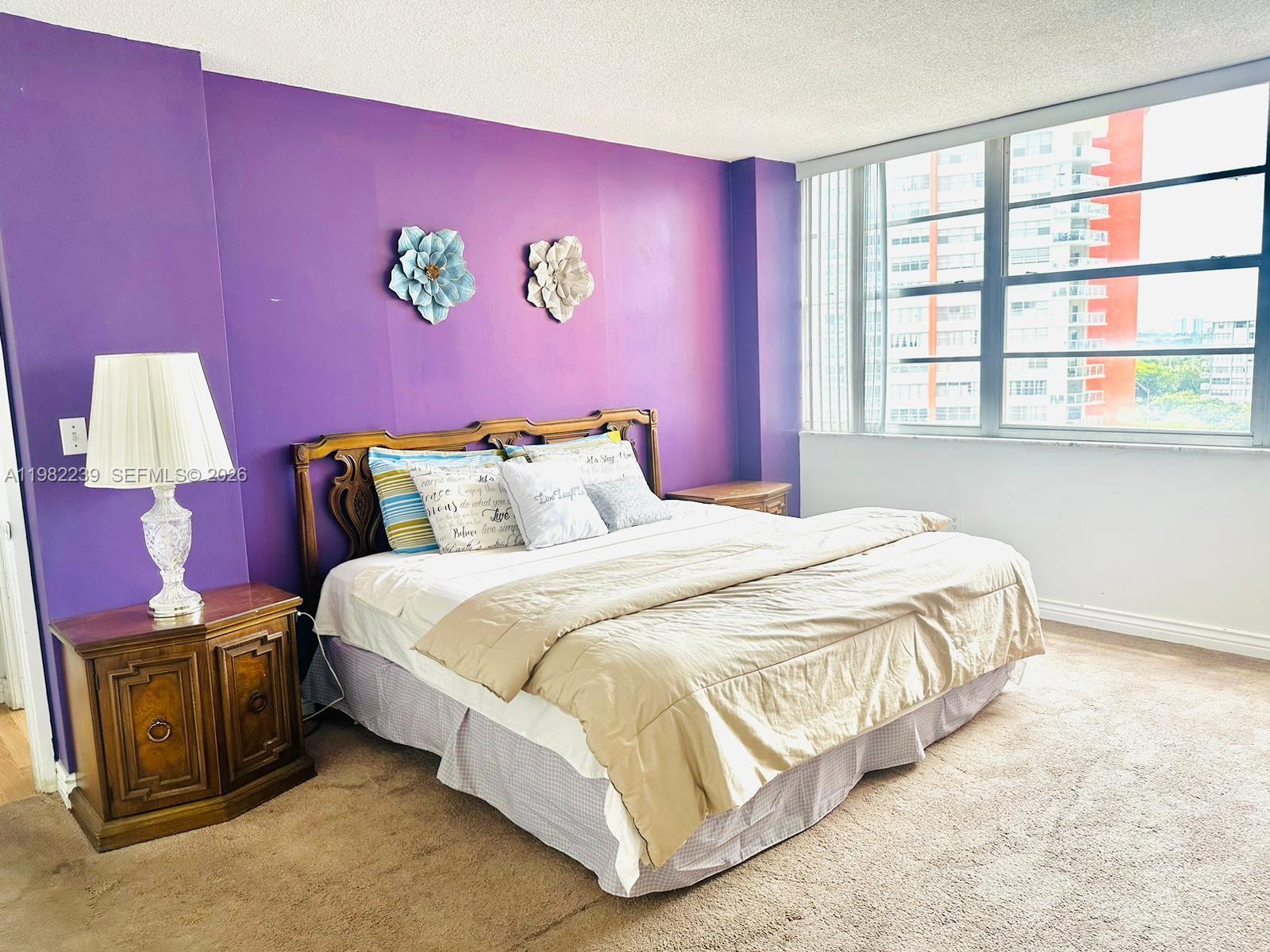 1301 NE Miami Gdns Dr #915W Miami, FL 33179