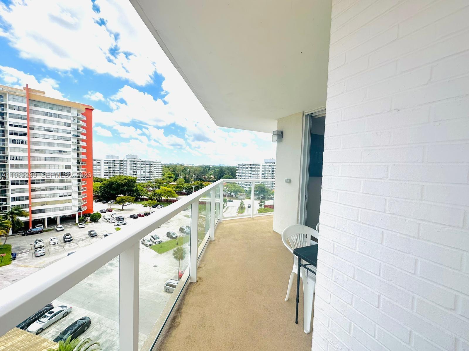 1301 NE Miami Gdns Dr #915W Miami, FL 33179