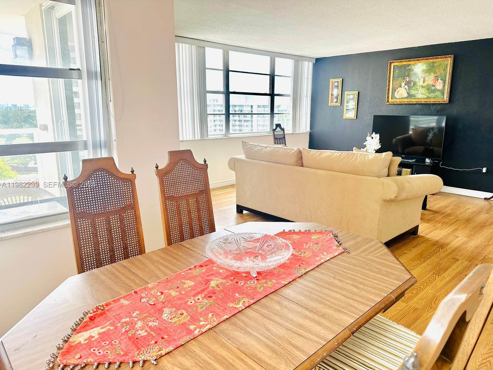 1301 NE Miami Gdns Dr #915W Miami, FL 33179