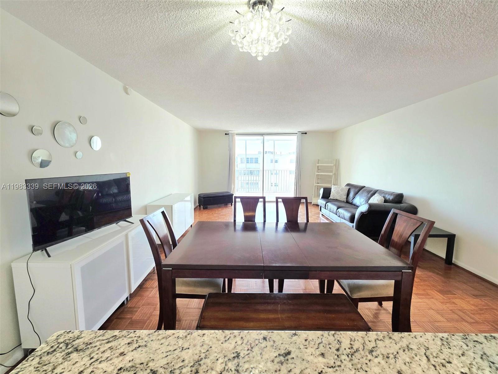 319 NE 14th Ave #702 Hallandale Beach, FL 33009