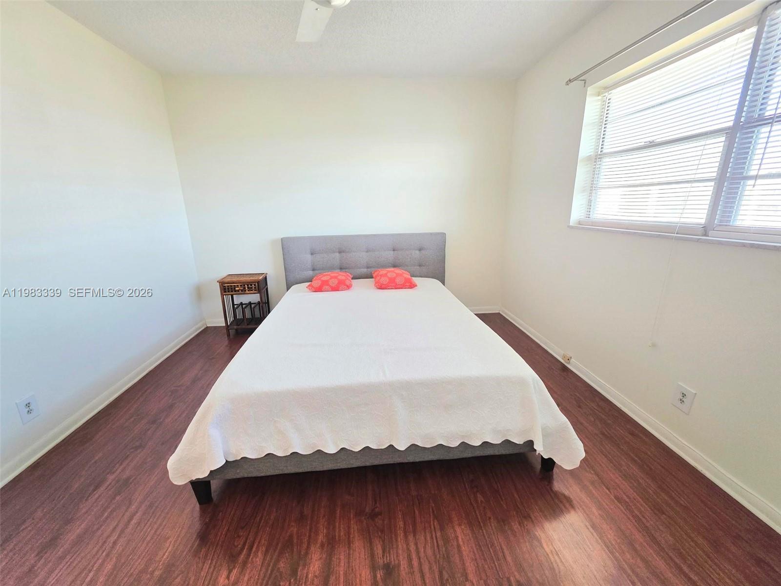 319 NE 14th Ave #702 Hallandale Beach, FL 33009